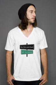 Go Out and Hunt with Your Camera! v neck
